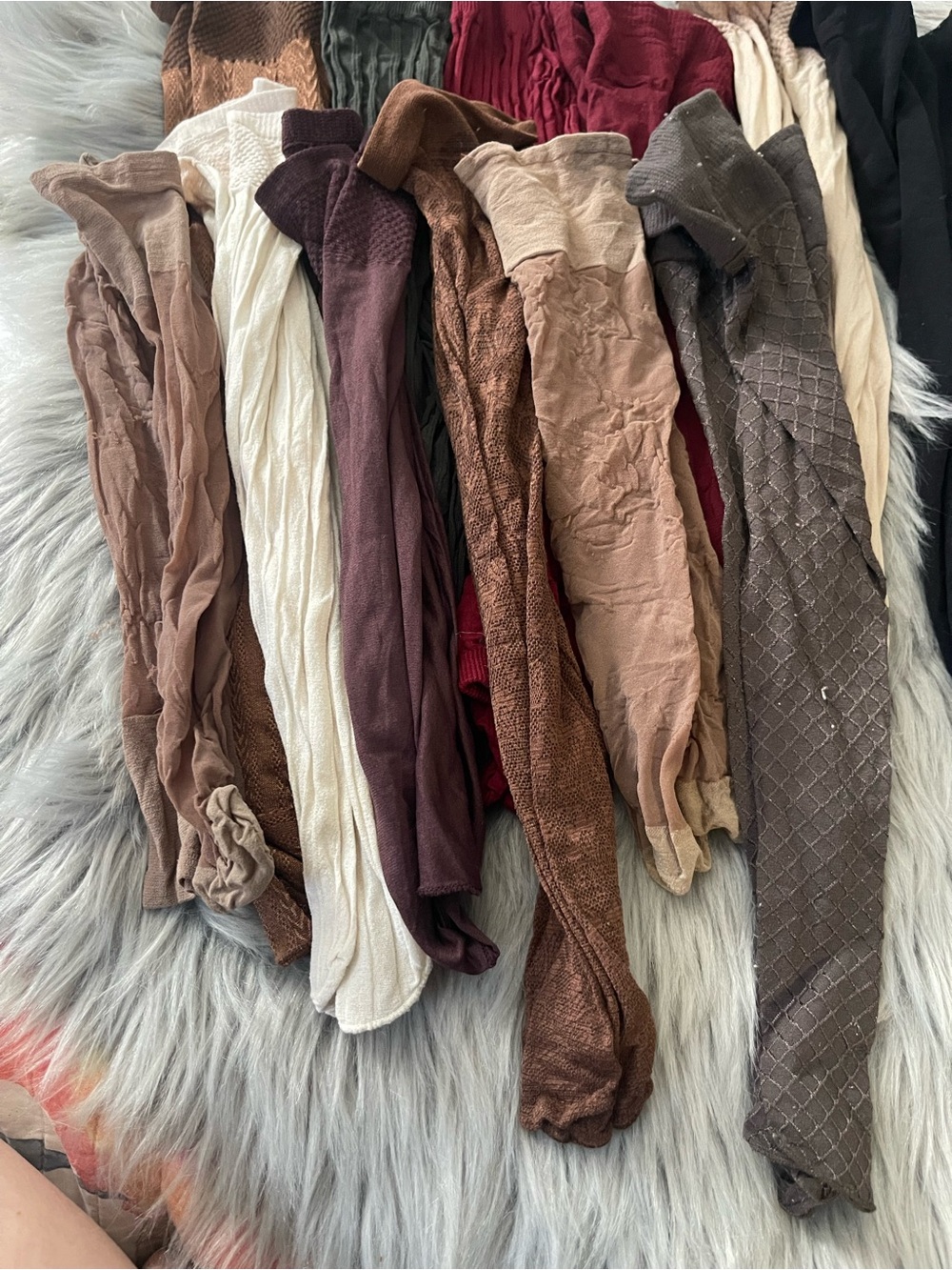 Women’s Tights & Pantyhose Lot of 16 Mixed Colors Textured Cable Knit #2811 - Picture 2 of 10